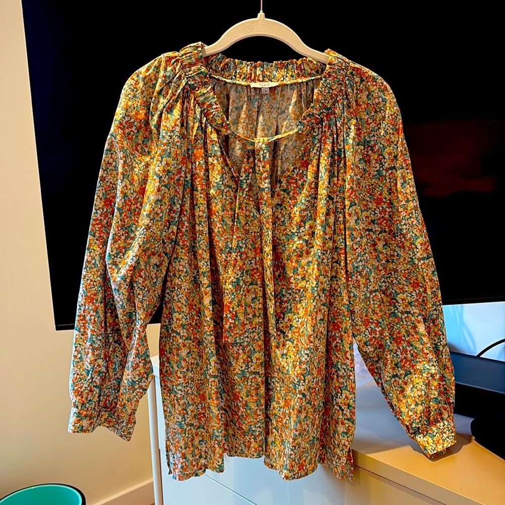 Rails blouse size large